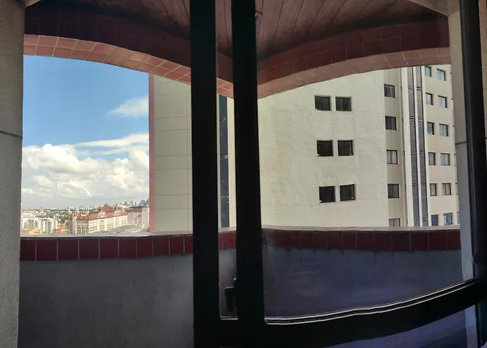 Quarto Na Regiao Central Com Alexa Integrada E Sacada