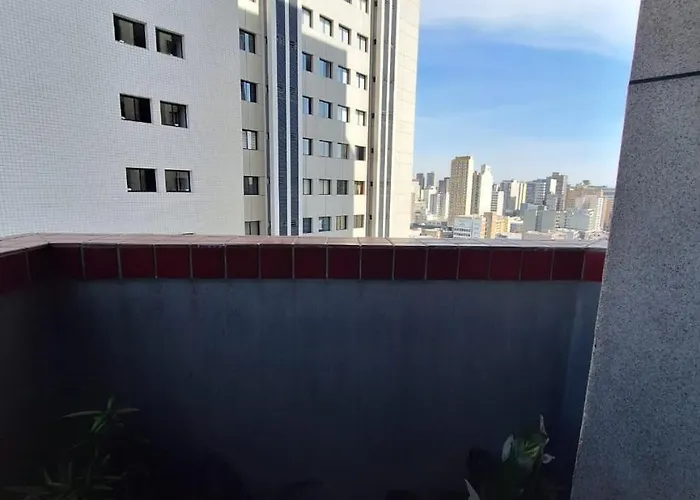Quarto Na Regiao Central Com Alexa Integrada E Sacada